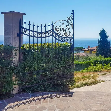 Barbara By Interhome Apartament Lovran